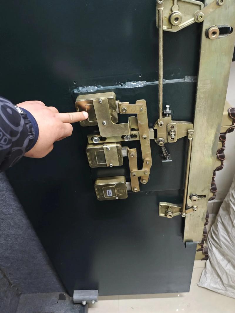 开锁换锁芯：如何避免安全隐患？